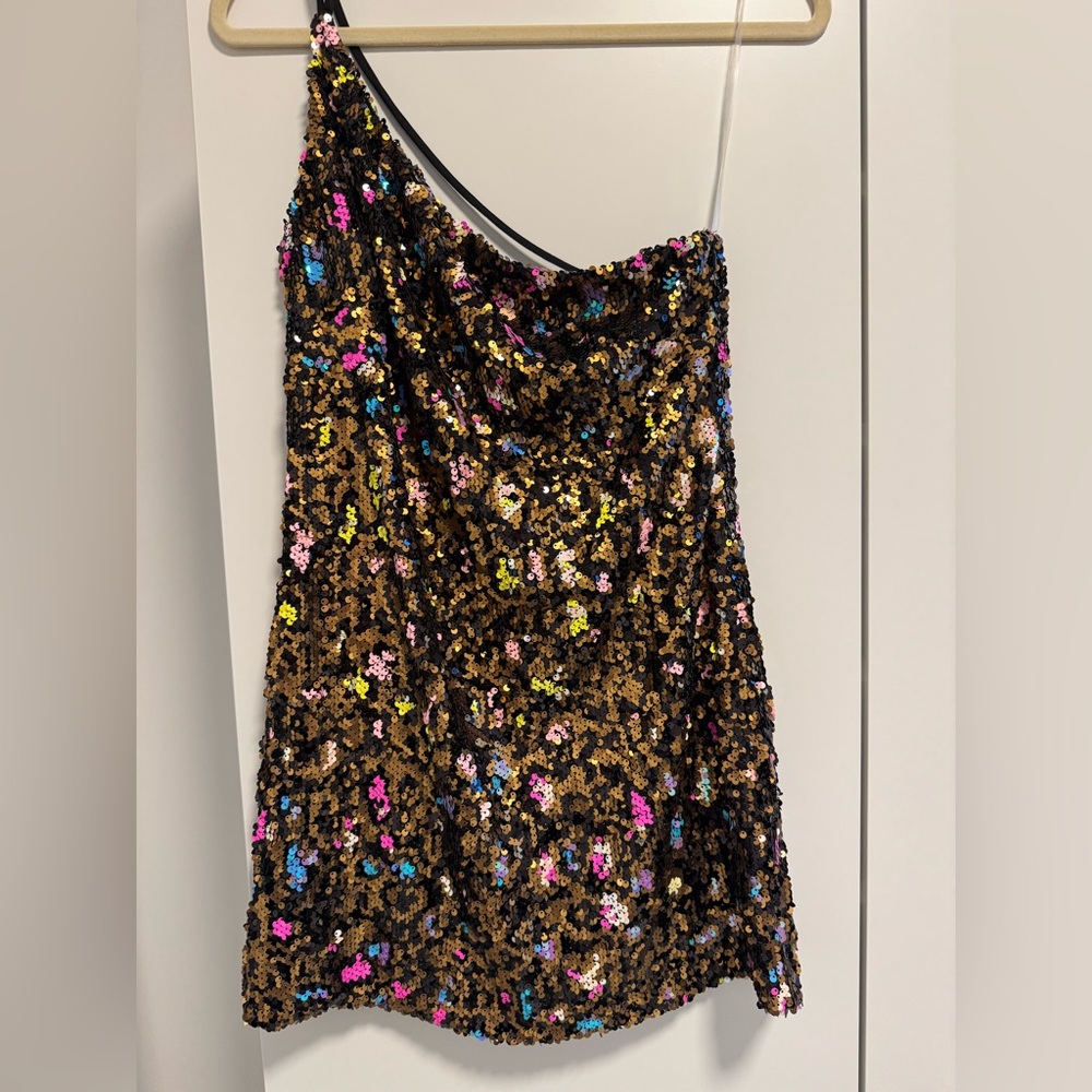 NWOT Dress the Population x Cosmopolitan Sequin One-Shoulder Mini Dress